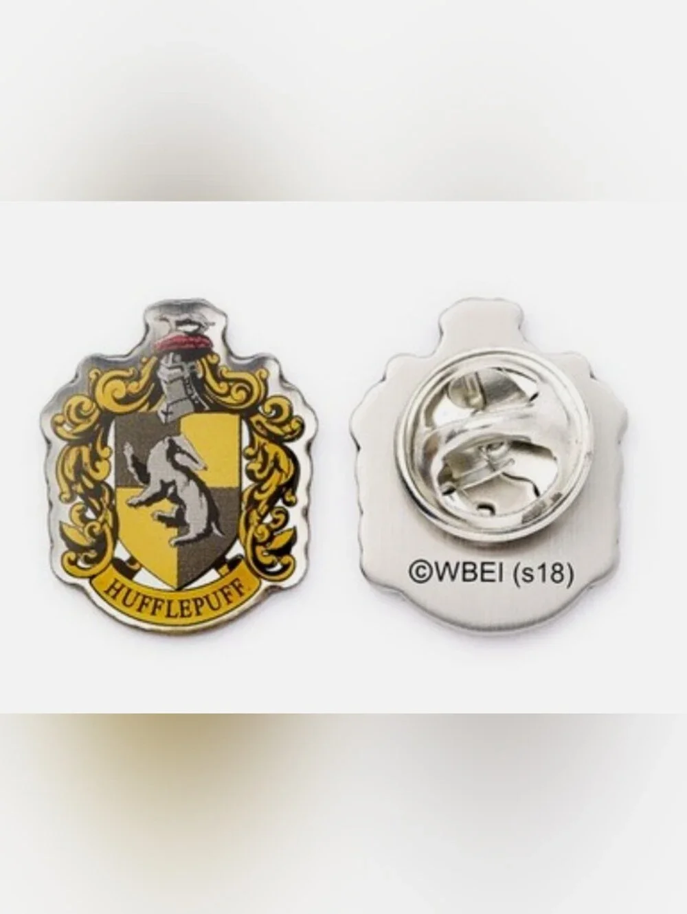 3/$30 💜 White Owl Wristlet Pouch with Harry Potter Hufflepuff crest lapel pin